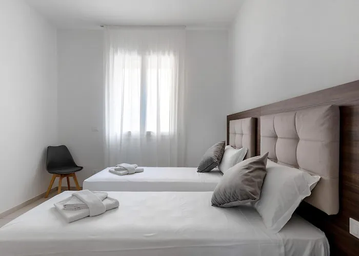 Le Dodici Porte - Porta San Vitale 6 By District Apartment