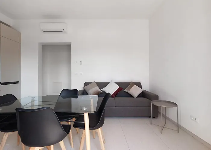 Apartment Le Dodici Porte - Porta San Vitale 6 By District