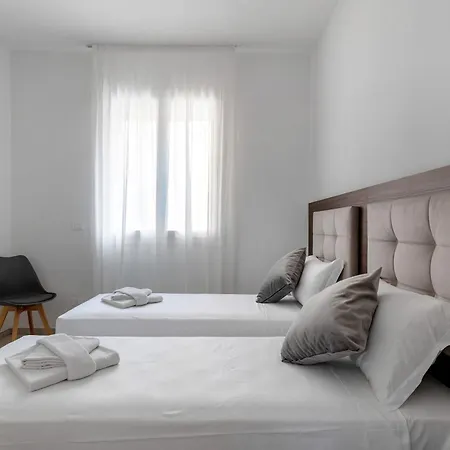 Le Dodici Porte - Porta San Vitale 6 By District 公寓