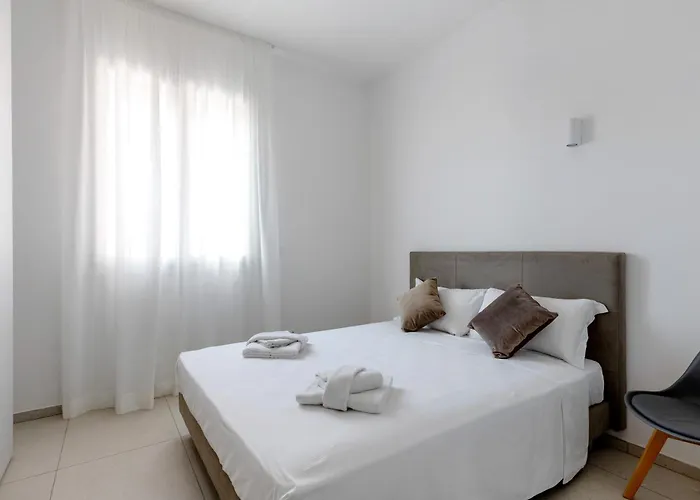 Le Dodici Porte - Porta San Vitale 6 By District Bologna