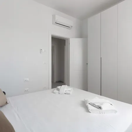 Le Dodici Porte - Porta San Vitale 6 By District * Bologne